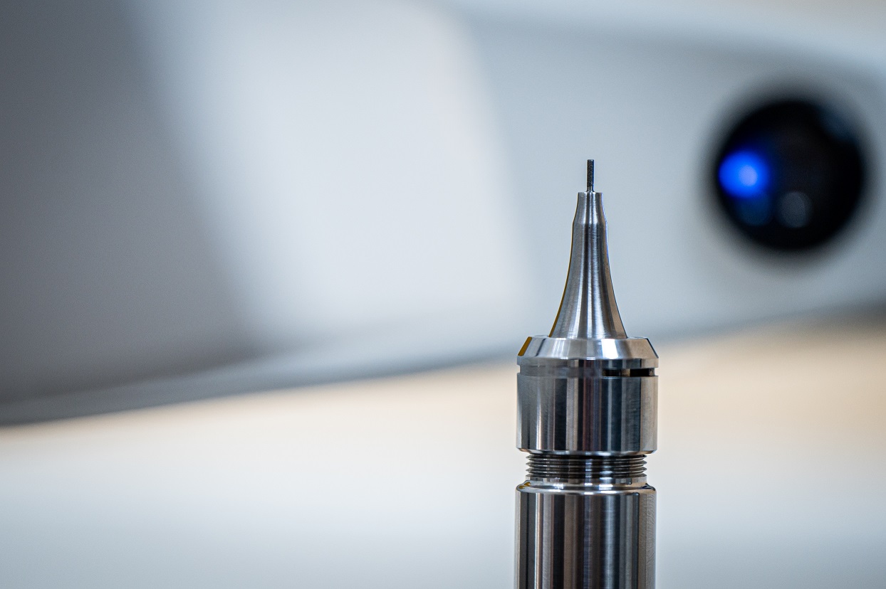 Diamond tool for medical technology / dental tools
